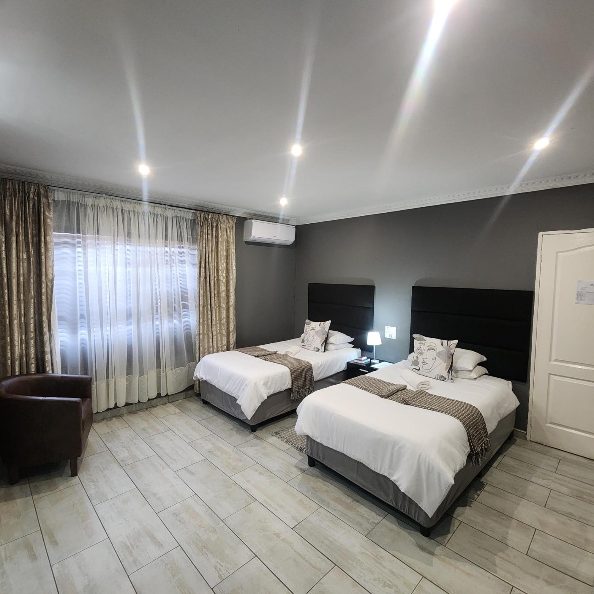 ניוקאסל Sleep In Beauty Guesthouse מראה חיצוני תמונה